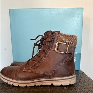 Cliffs by WHITE MOUNTAIN Brown Lace Up Boots